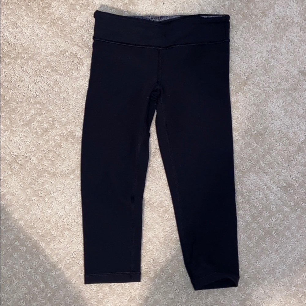 Reversible ivivva capris